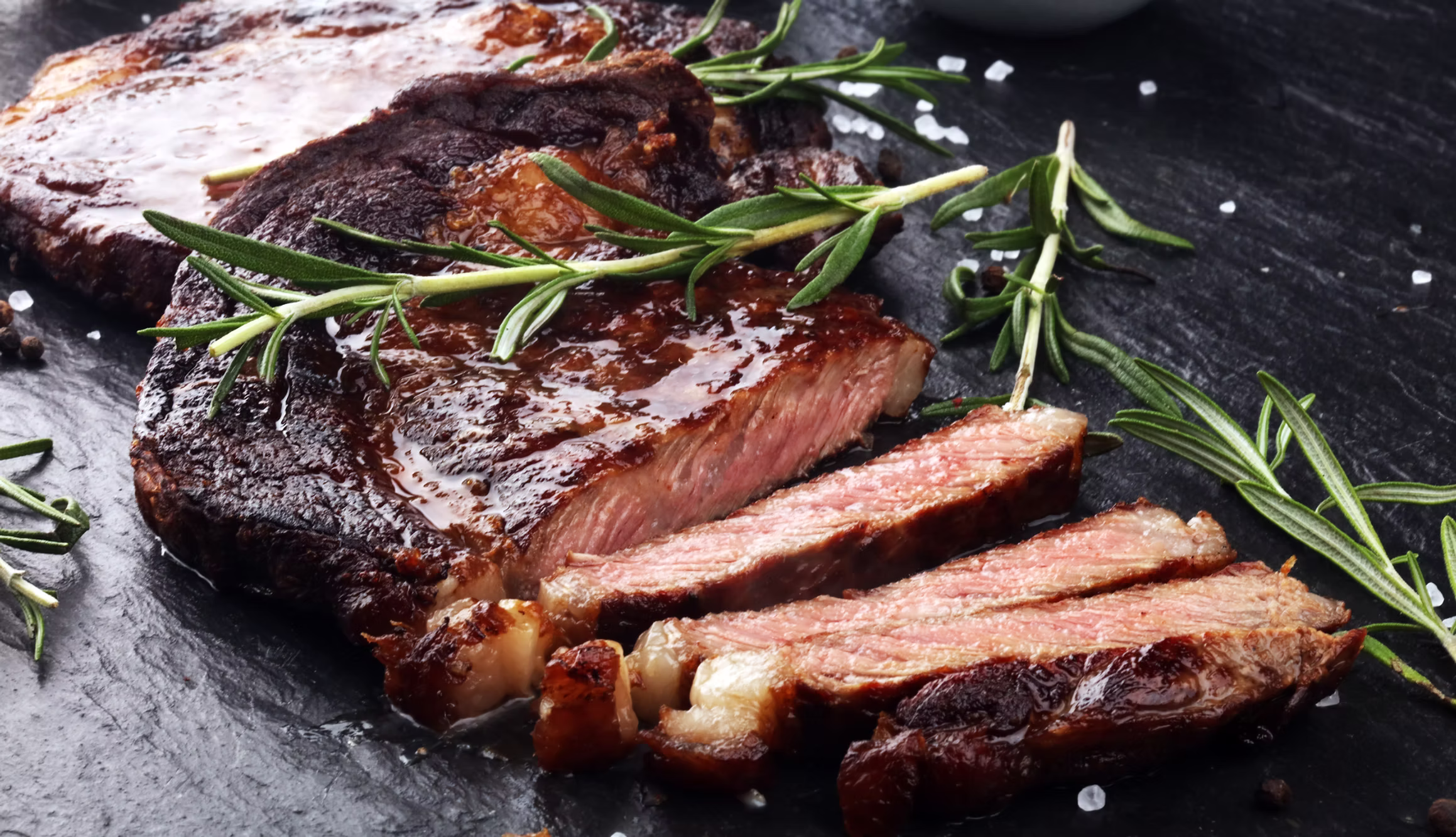 Featured image for “Kæsh Steakhouse & Club”