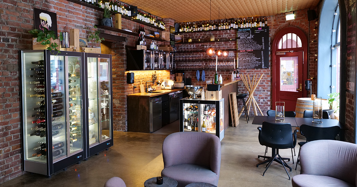 Featured image for “Vino Bar”