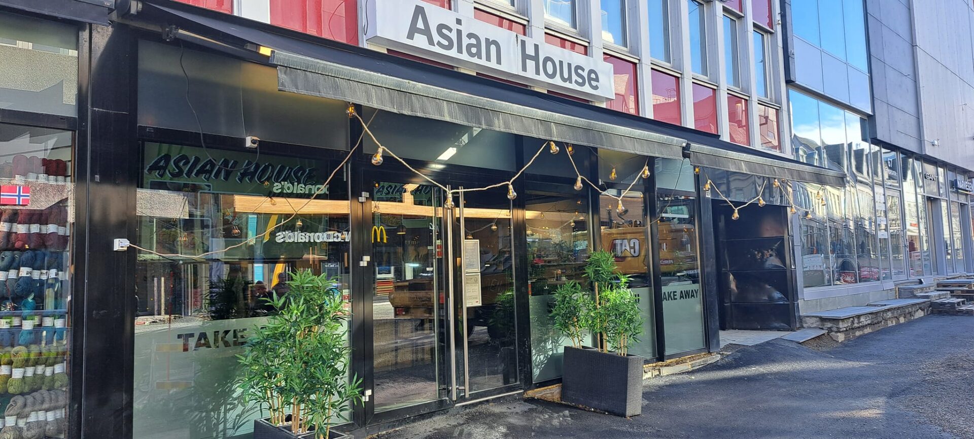 Featured image for “Tromsø Asian House”