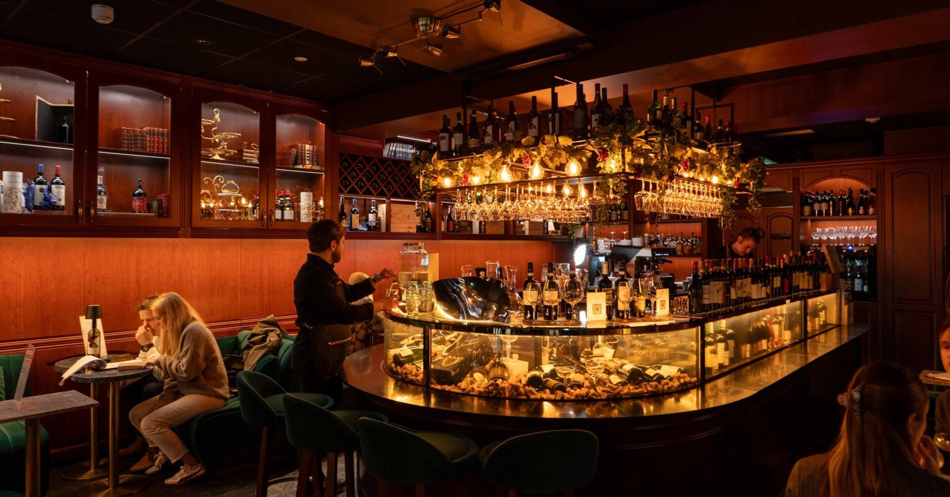 Featured image for “Den Svarte Hane”