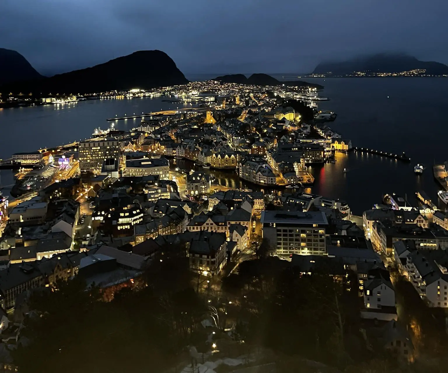 Featured image for “Karuseren”