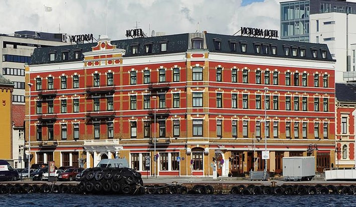 Featured image for “Victoria Hotel”
